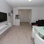 Modern Apartamento Makarska