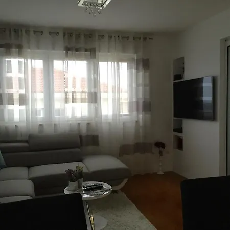 דירה Modern