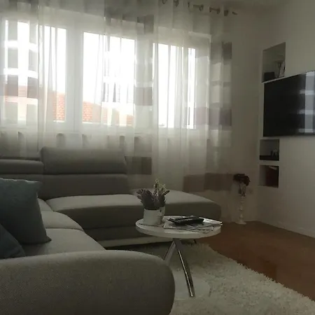 Modern דירה *
