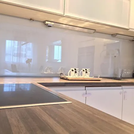 דירה Modern